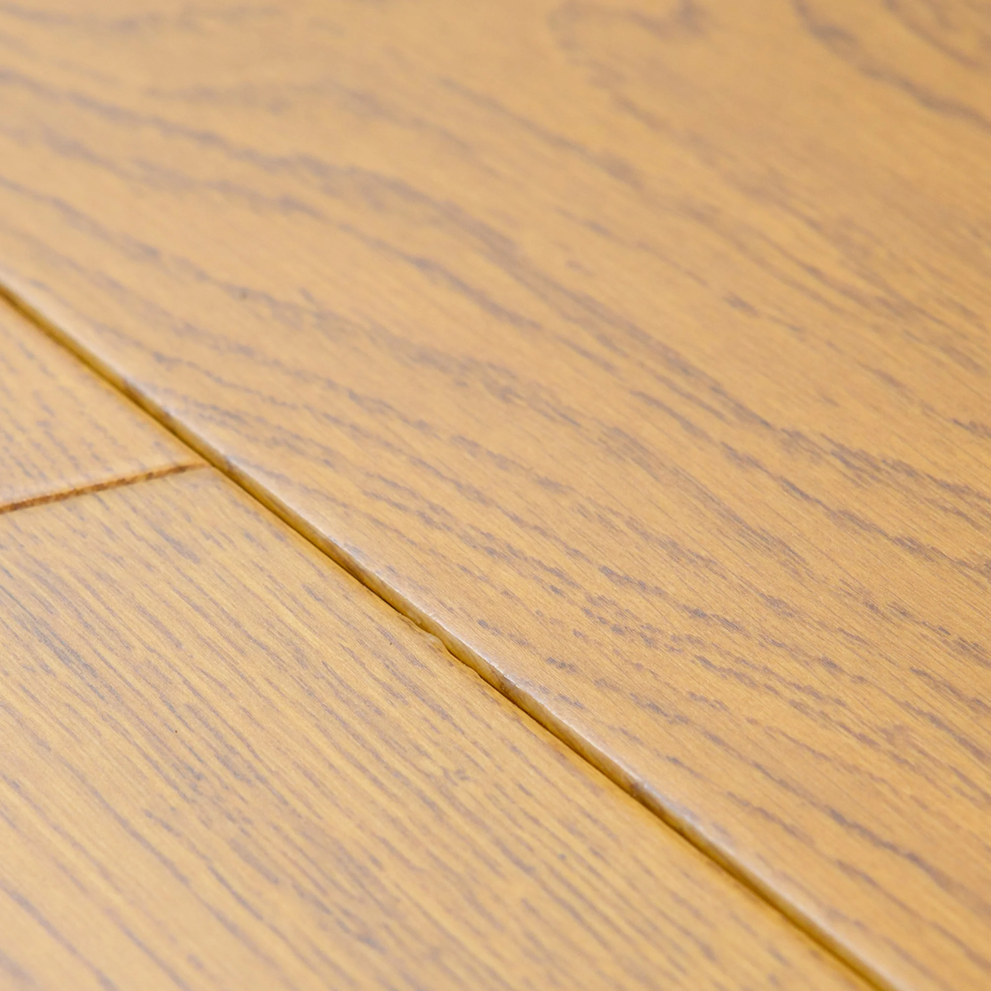 Golden Oak - 14mm UV Lacquered Engineered Real Wood Flooring - Image 4