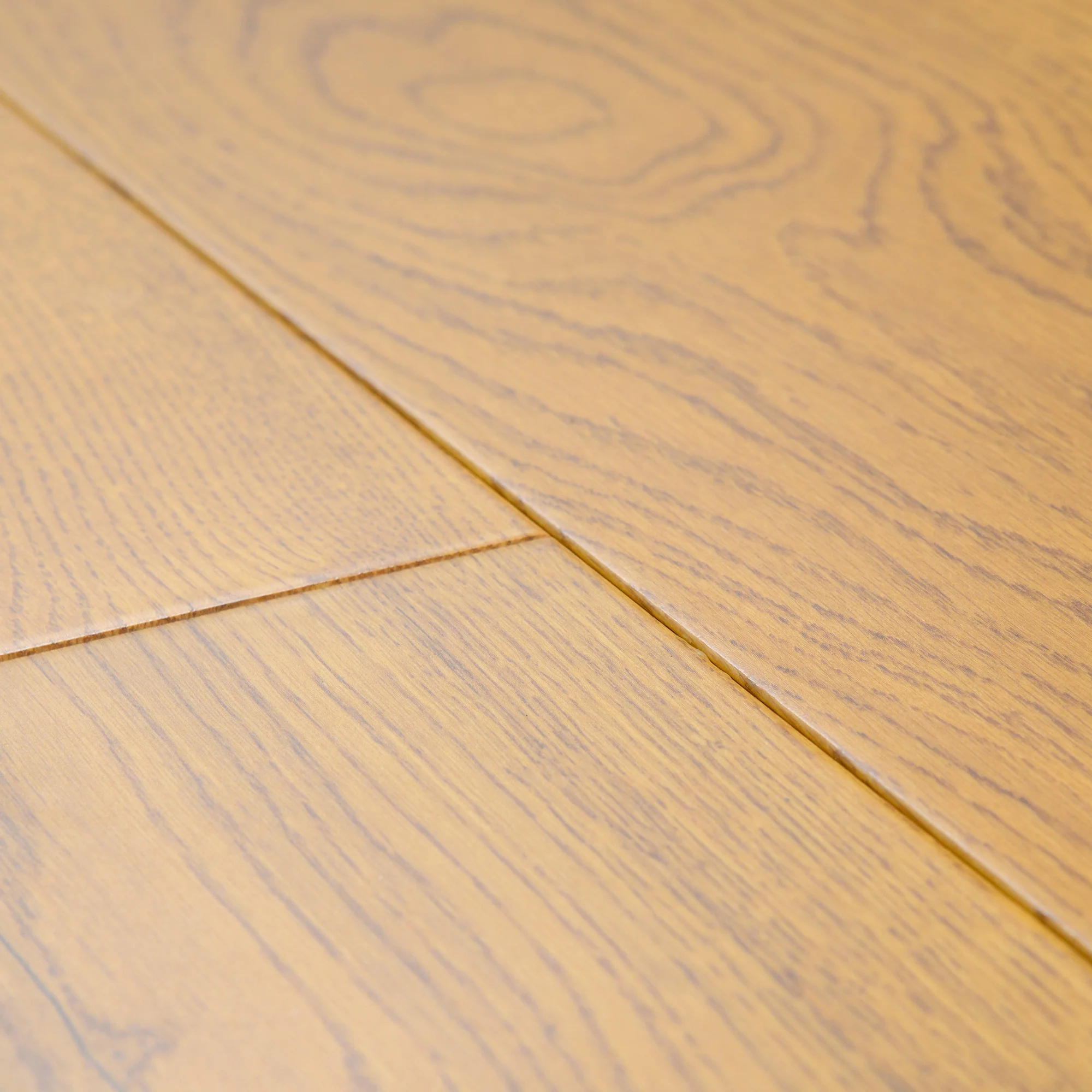 Golden Oak - 14mm Wide UV Lacquered Engineered Real Wood Flooring - Image 4