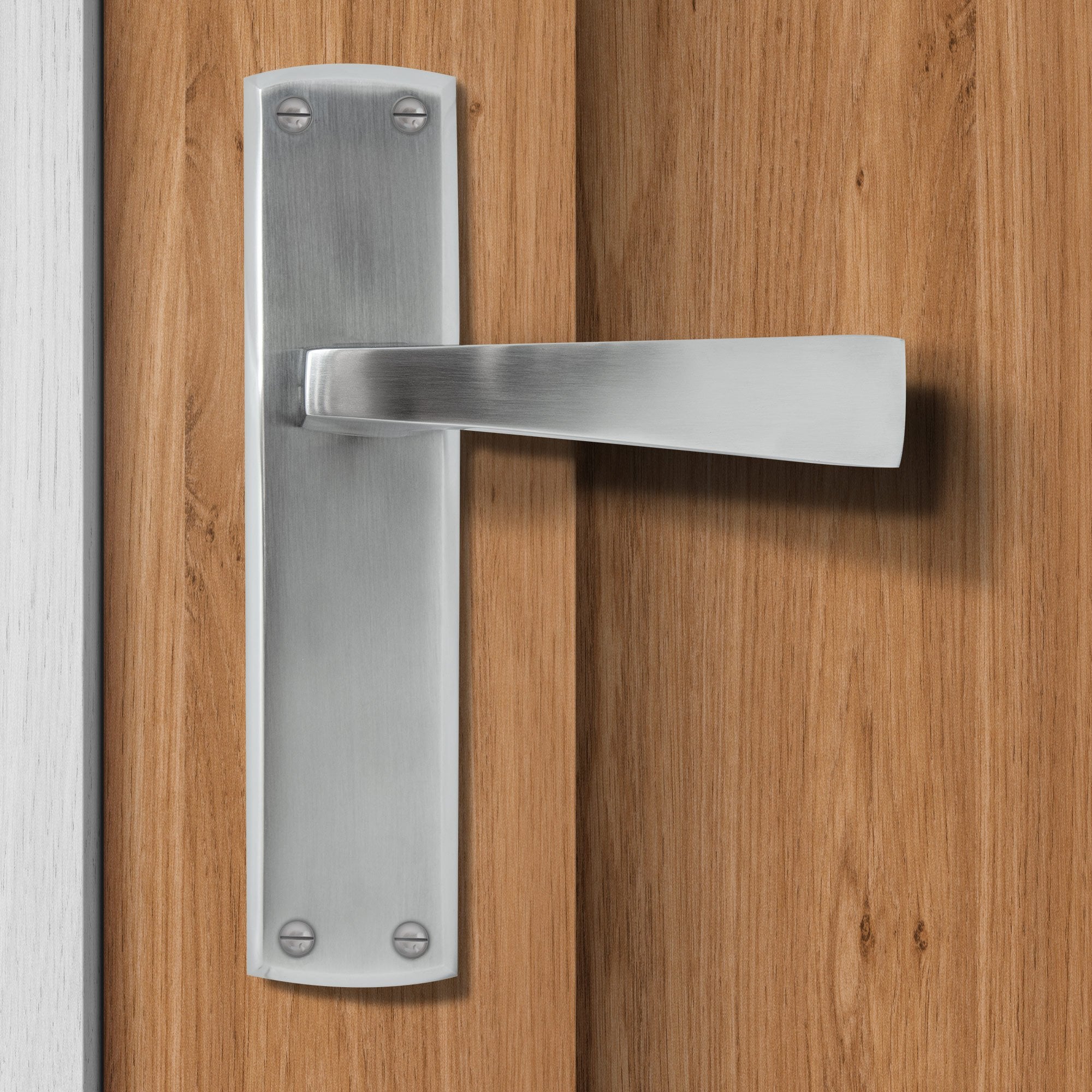Ritz Lever on Backplate Door Handle Set - Polished Chrome / Satin Chrome (122284) - Image 2