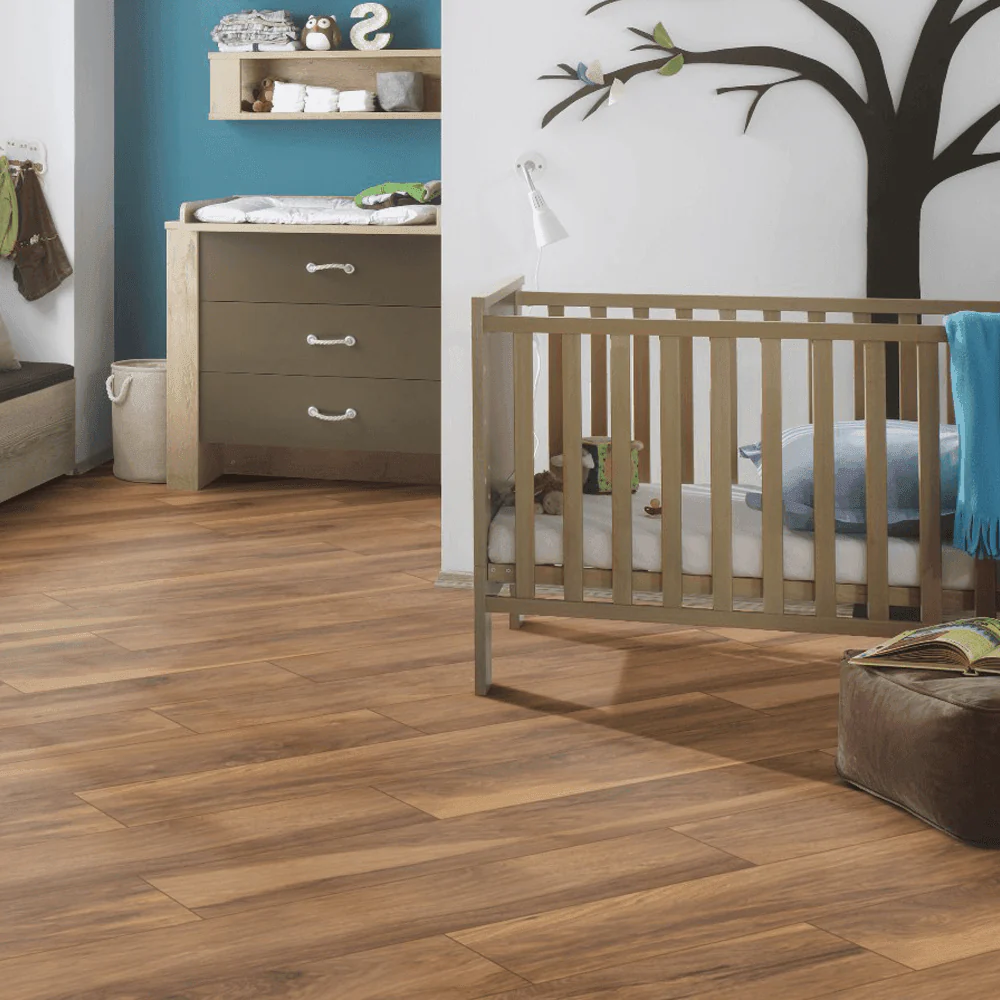 Appalachian Hickory - Atlantic 10mm Handscraped Moisture Resistant Laminate Flooring (122434) - Image 3