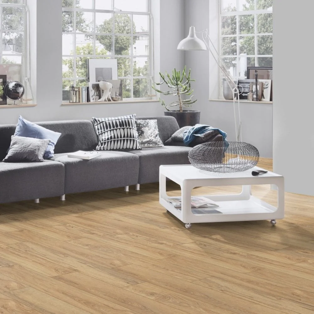 Armoury Oak - Supernatural Classic 8mm Embossed Laminate Flooring (122563) - Image 8