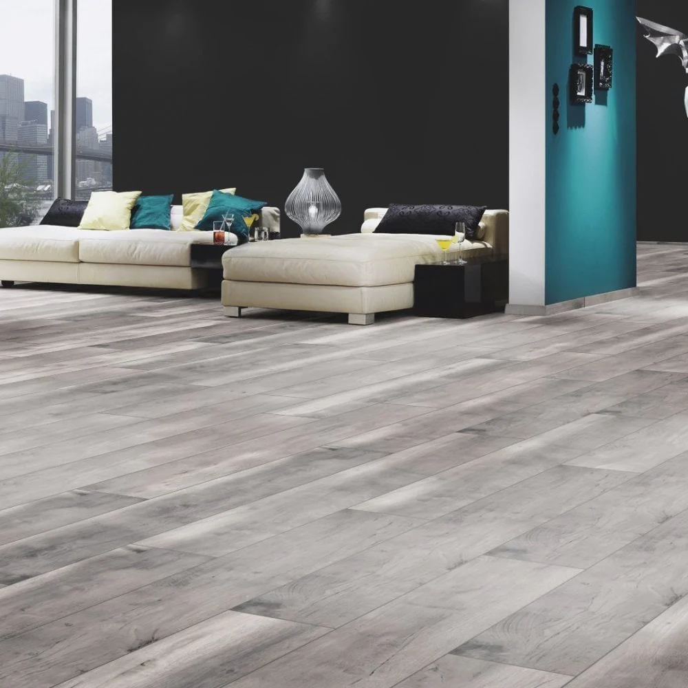 Blackwater Oak - Atlantic 10mm Handscraped Moisture Resistant Laminate Flooring (122435) - Image 6