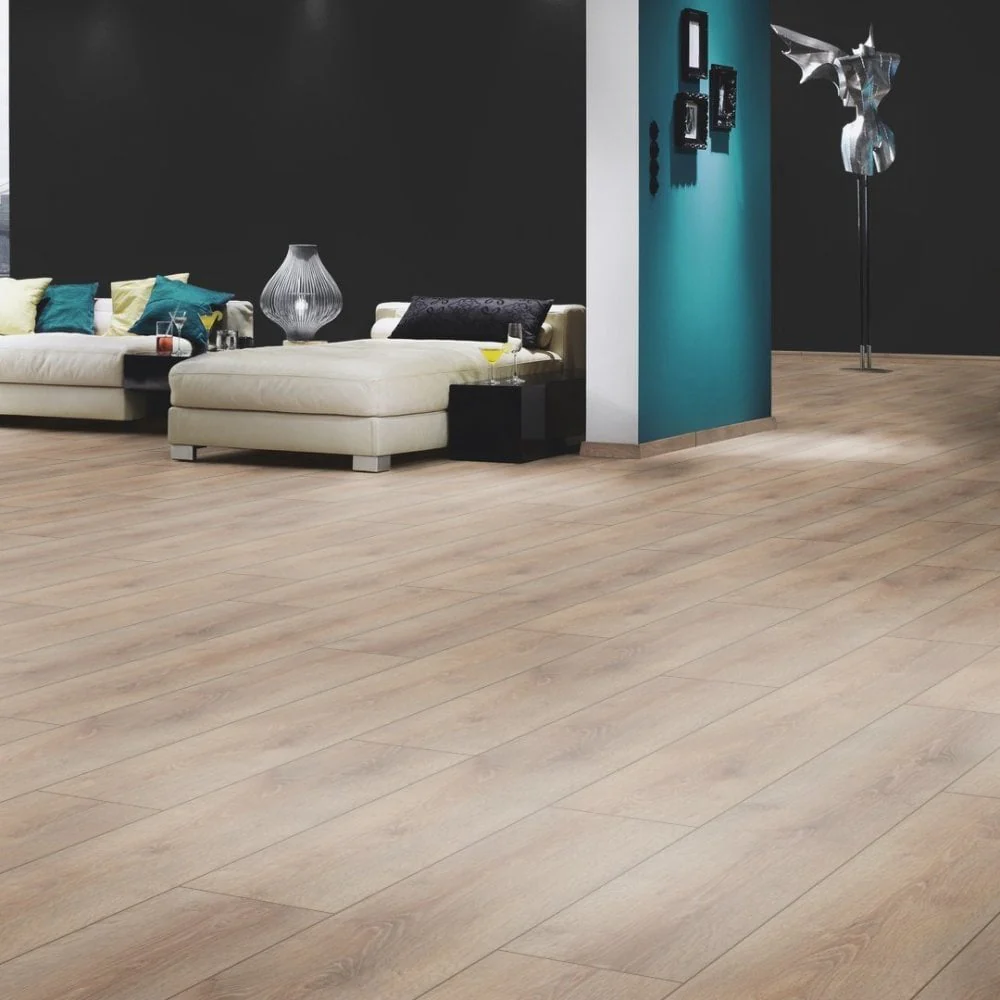Clearwater Oak - Supernatural Classic 8mm Embossed Laminate Flooring (122560) - Image 6