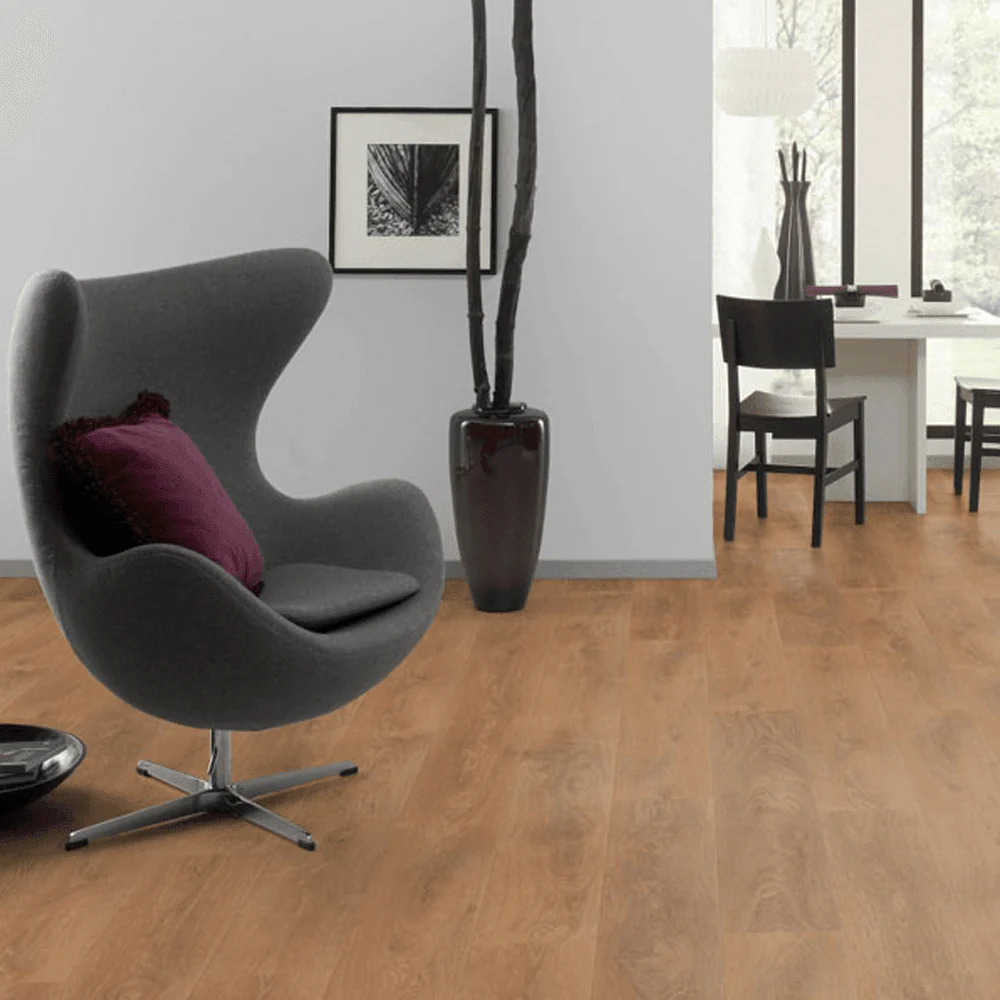 Harlech Oak - Supernatural Classic 8mm Laminate Flooring (122558) - Image 5