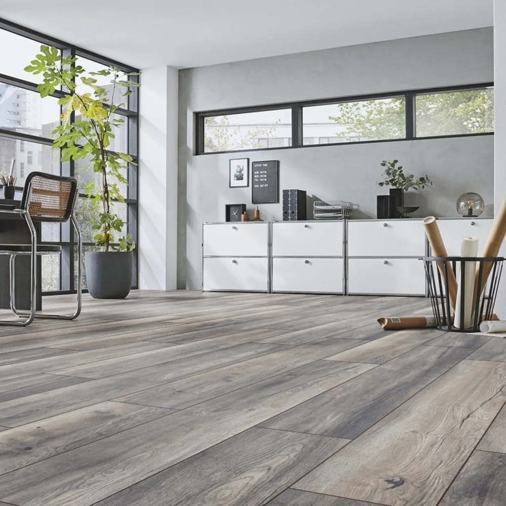 Harbour Grey Oak - Robusto Villa 12mm Laminate Flooring (84819) - Image 3