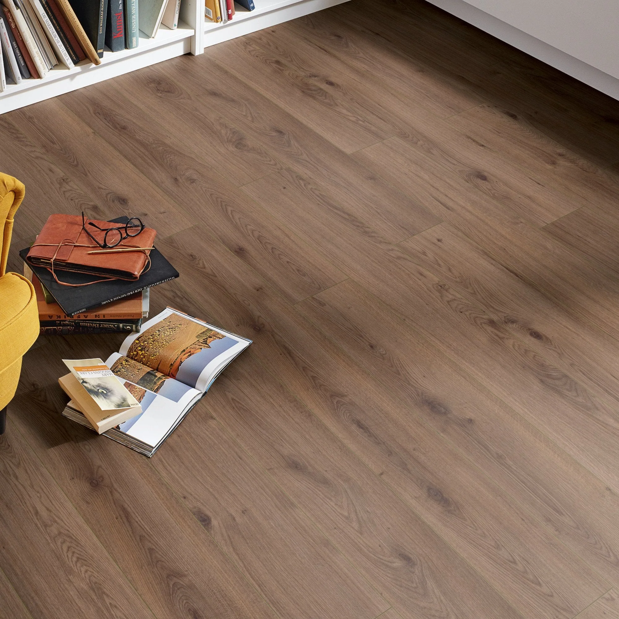Millenium Brown Oak - Advanced 8mm Laminate Flooring (106488) - Image 4