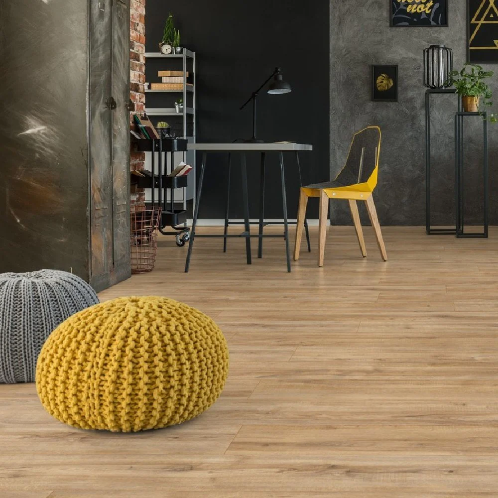 Montmelo Nature Oak - Exquisite Plus 8mm Laminate Flooring (54197) - Image 11