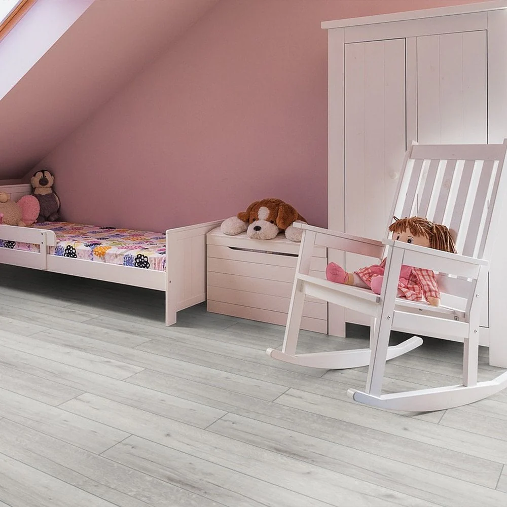 Rip Oak White - Robusto Villa 12mm Laminate Flooring - Image 4