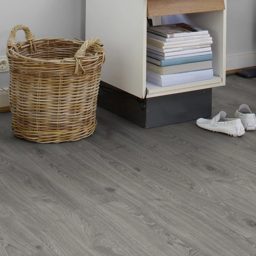 Timeless Grey Oak - Robusto Villa 12mm Laminate Flooring (84818) - Image 6