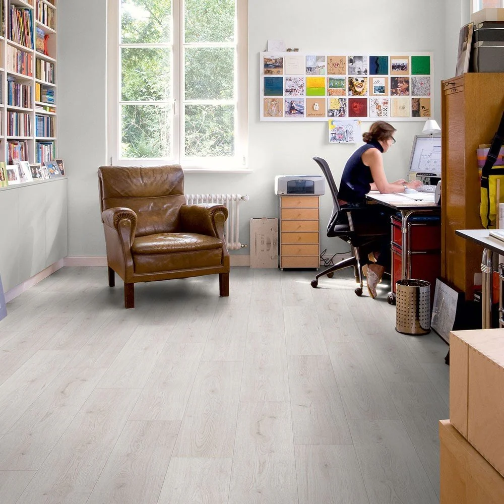Trend Oak White - Advanced 8mm Laminate Flooring - Image 5