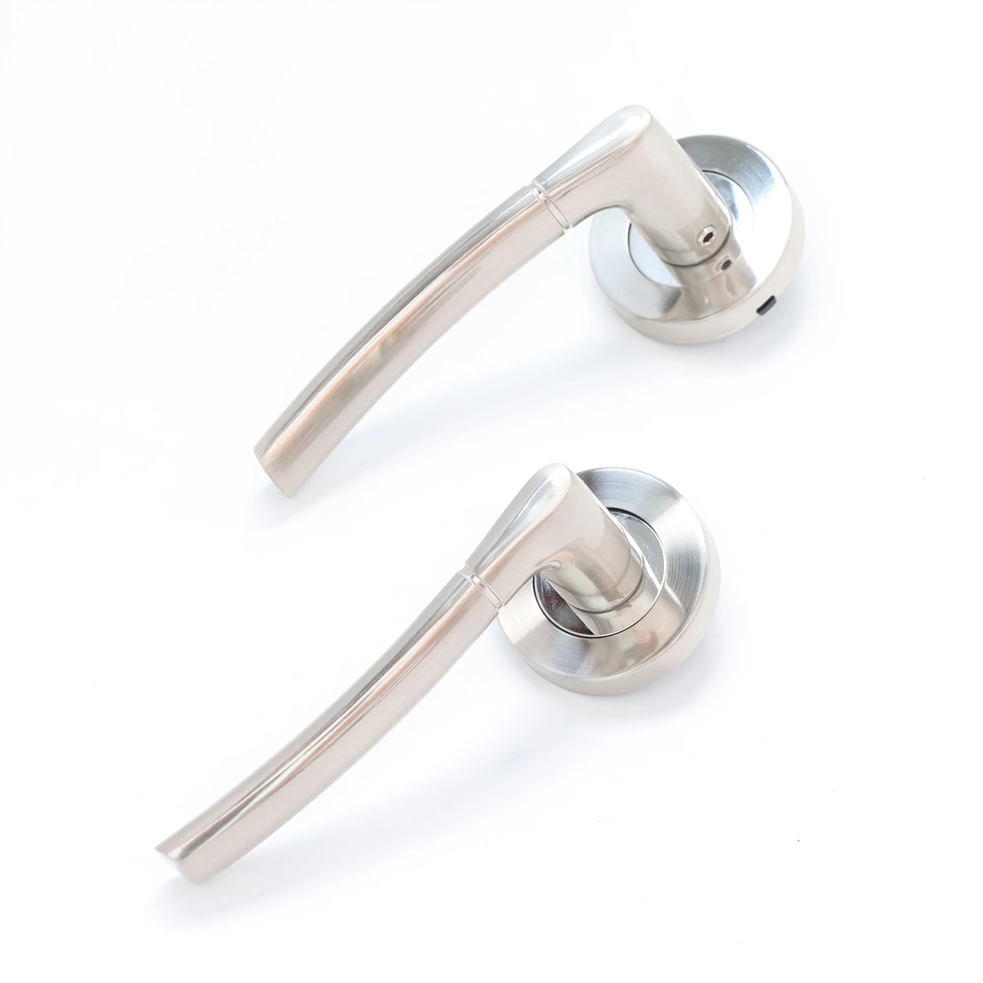 Lifestyle Alcor Lever on Round Rose Handle Set - Polished Chrome (123564) - Image 4