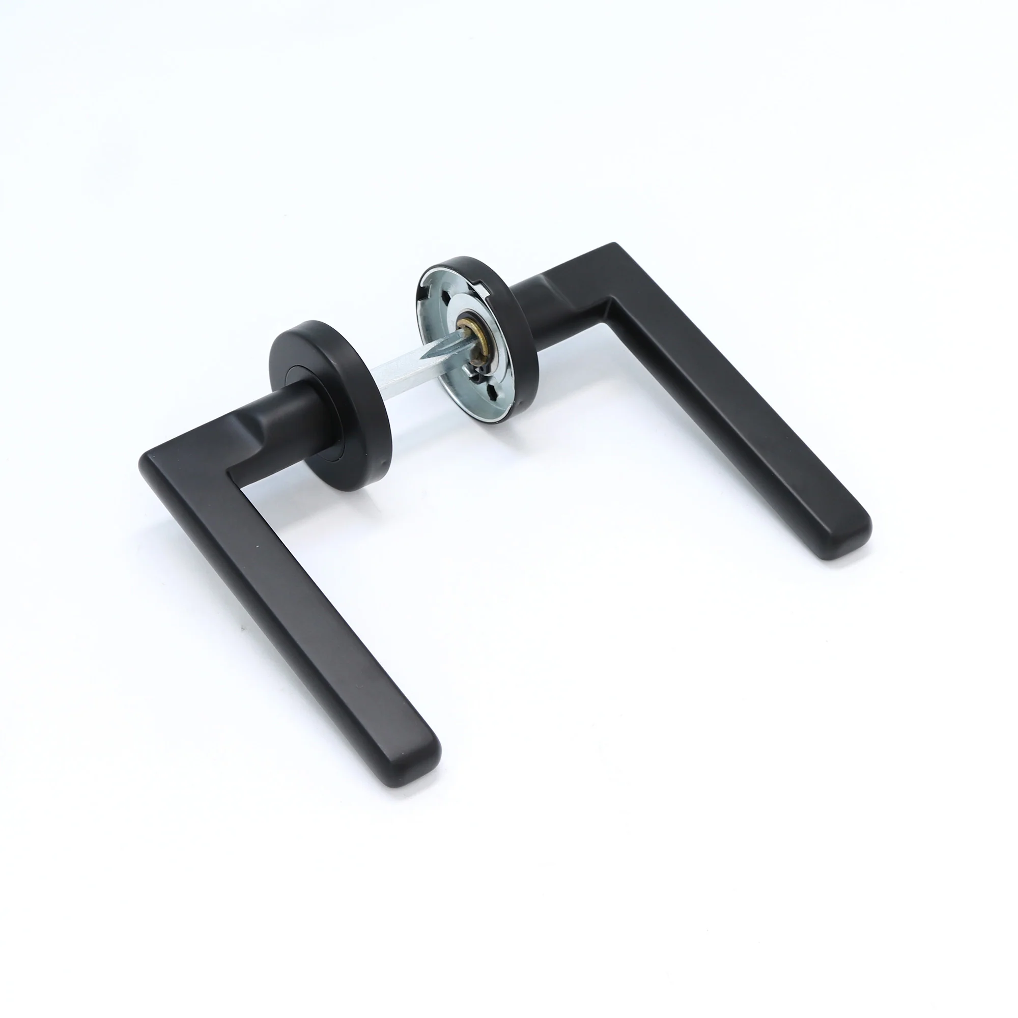 Superior Luna Lever on Round Rose Bathroom Handle Set - Matt Black (123503) - Image 3