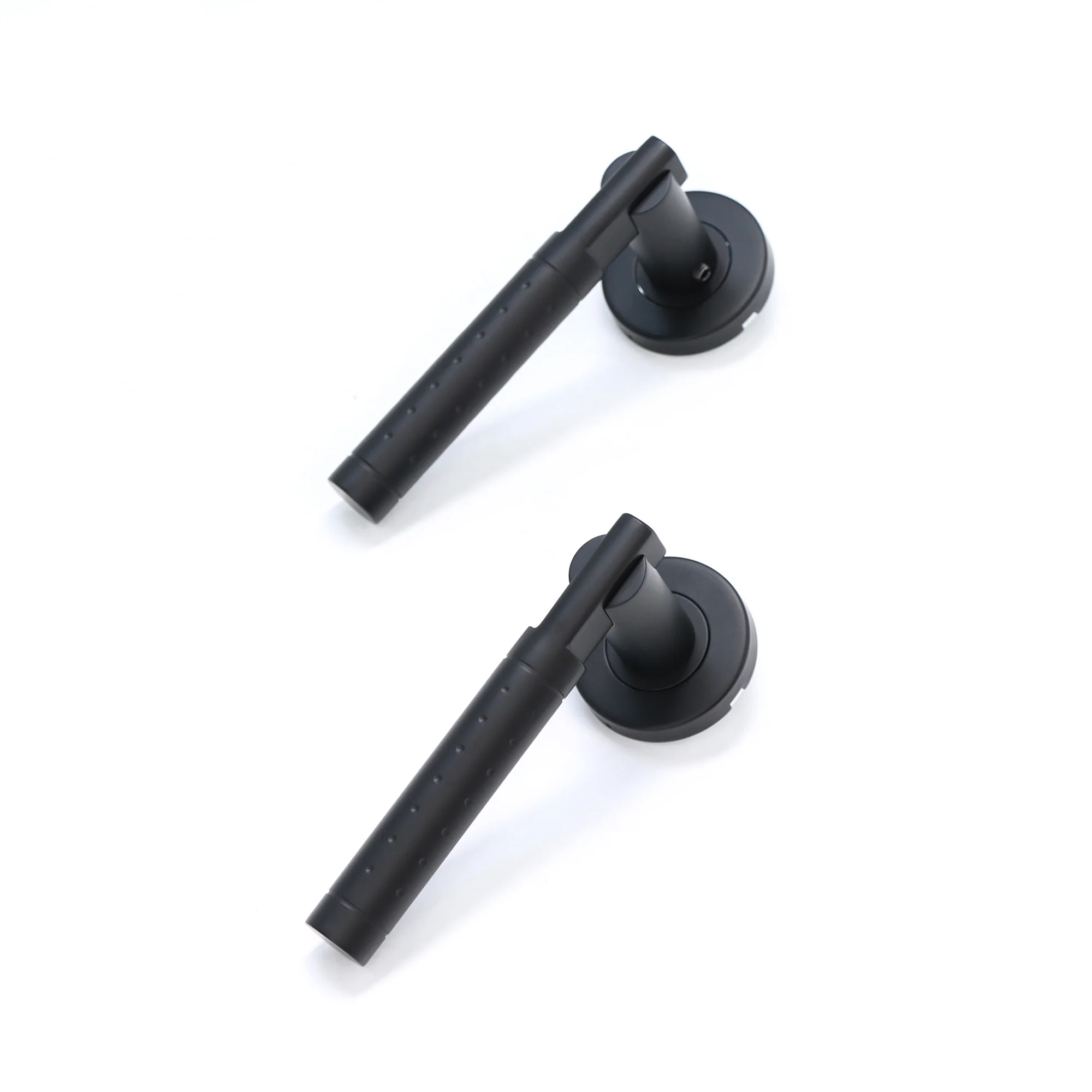 Superior Proxima Lever on Round Rose Handle Set - Matt Black (123495) - Image 5
