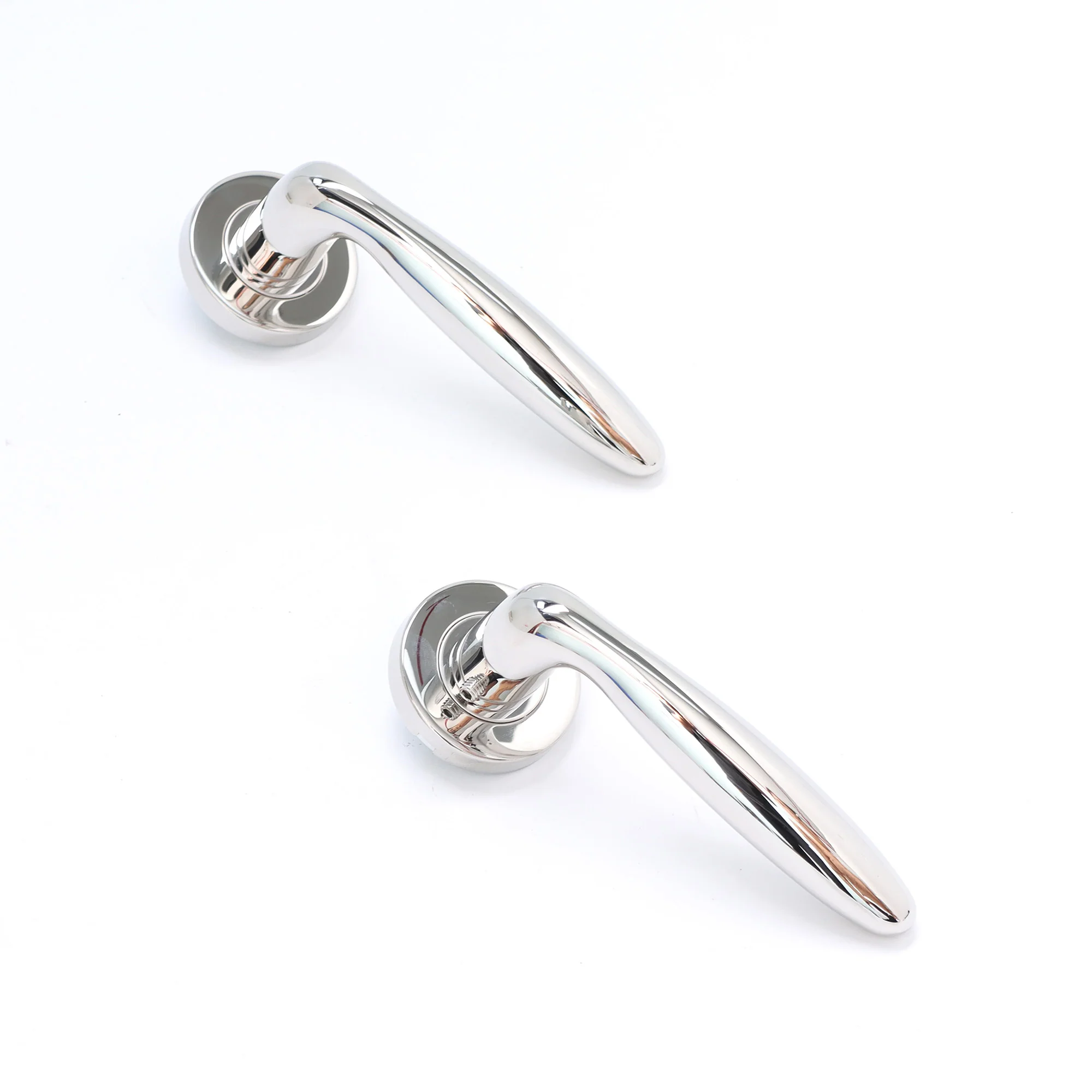 Superior Sirius Lever on Round Rose Bathroom Handle Set - Polished Stainless Steel (123512) - Image 4