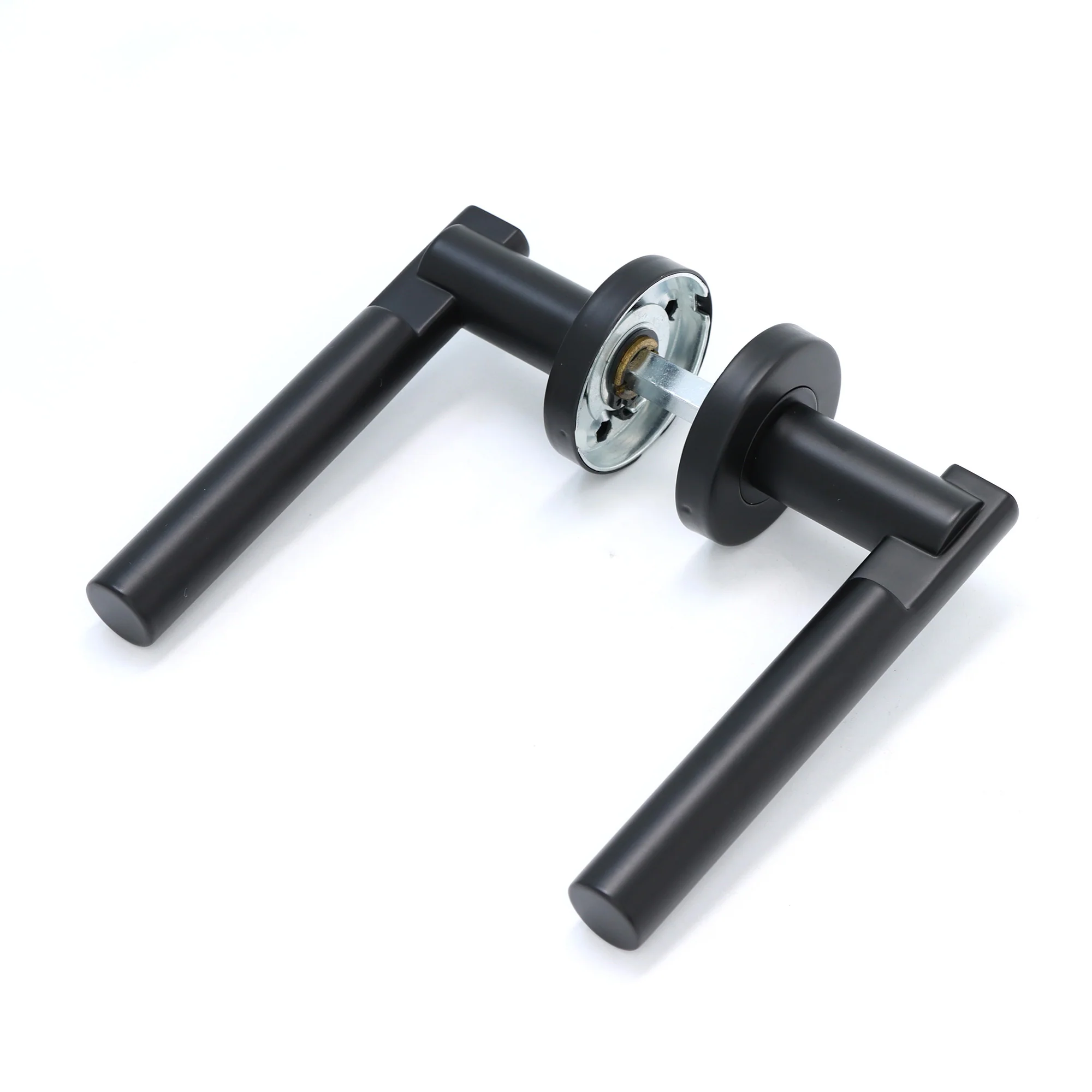 Superior Titan Lever on Round Rose Handle Set - Matt Black (123481) - Image 4