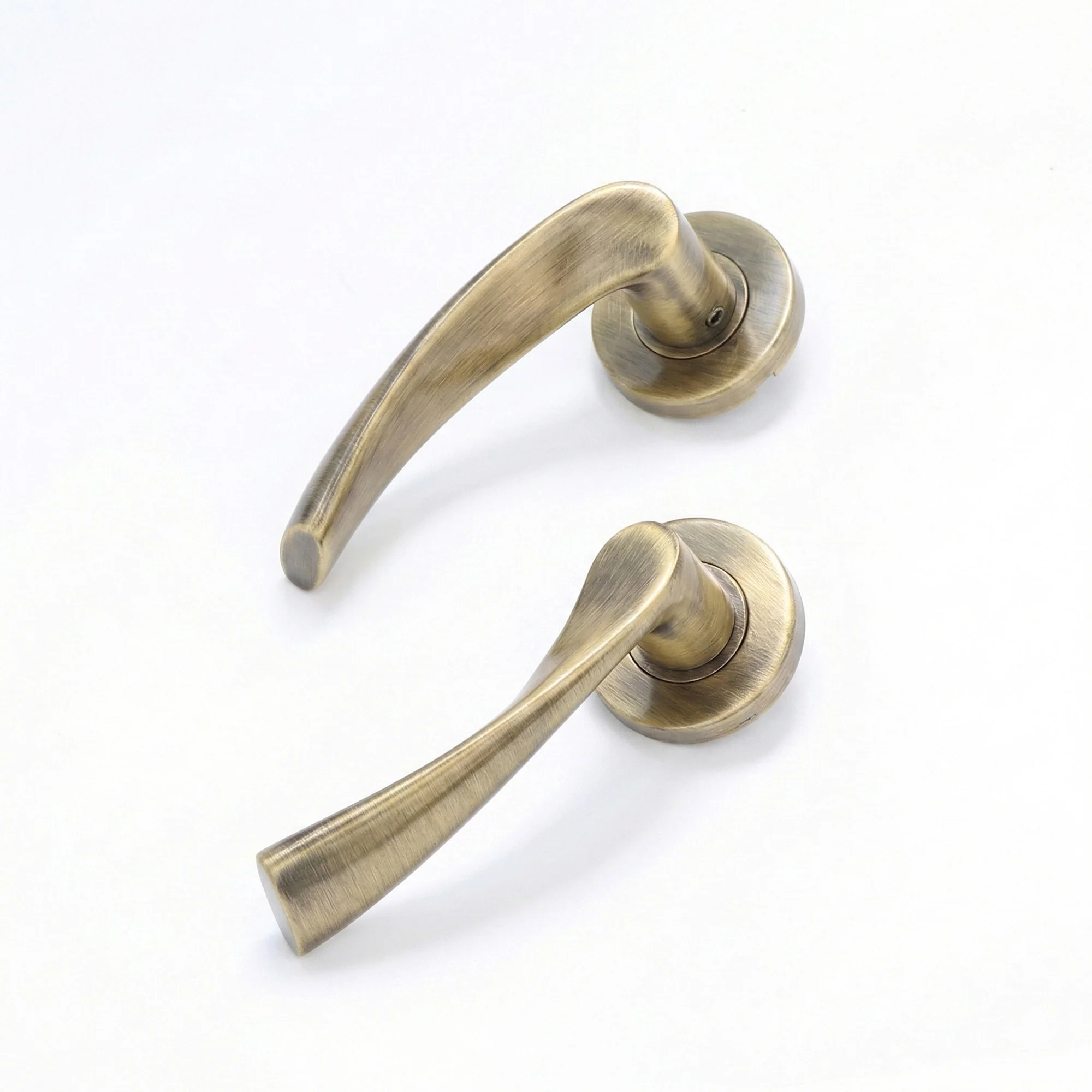 Superior Vega Lever on Round Rose Bathroom Handle Set - Antique Brass (123506) - Image 3