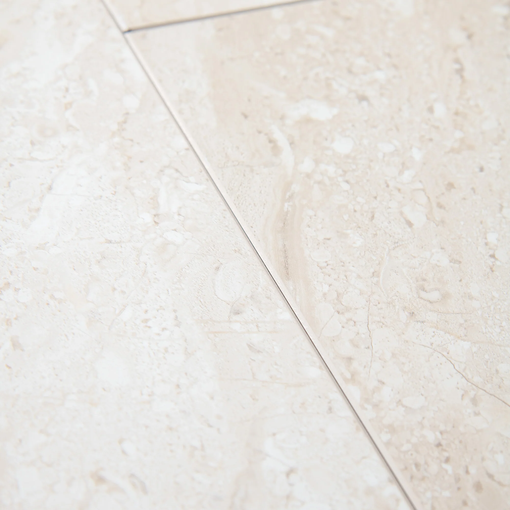 Sandy Quartz Marble - Luxe Vision 4mm Waterproof High Gloss Wall Panelling - Image 3
