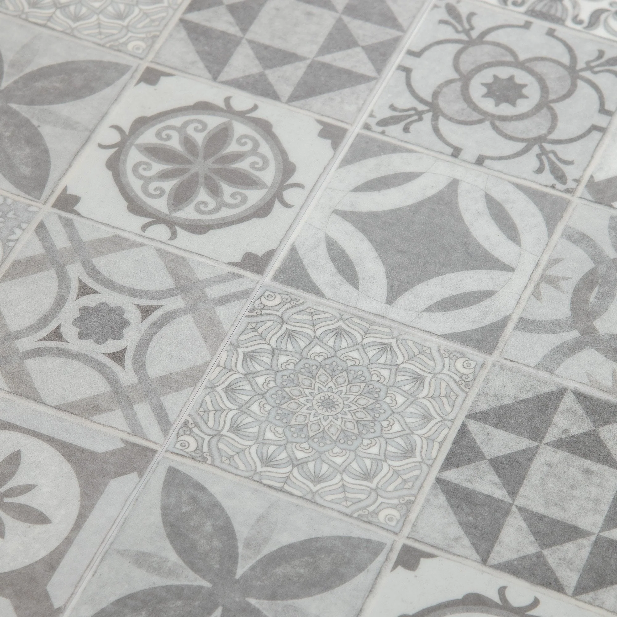 Aurora - Prime Plus 5mm Embossed Purecoat Rigid Core Vinyl Flooring (123025) - Image 2