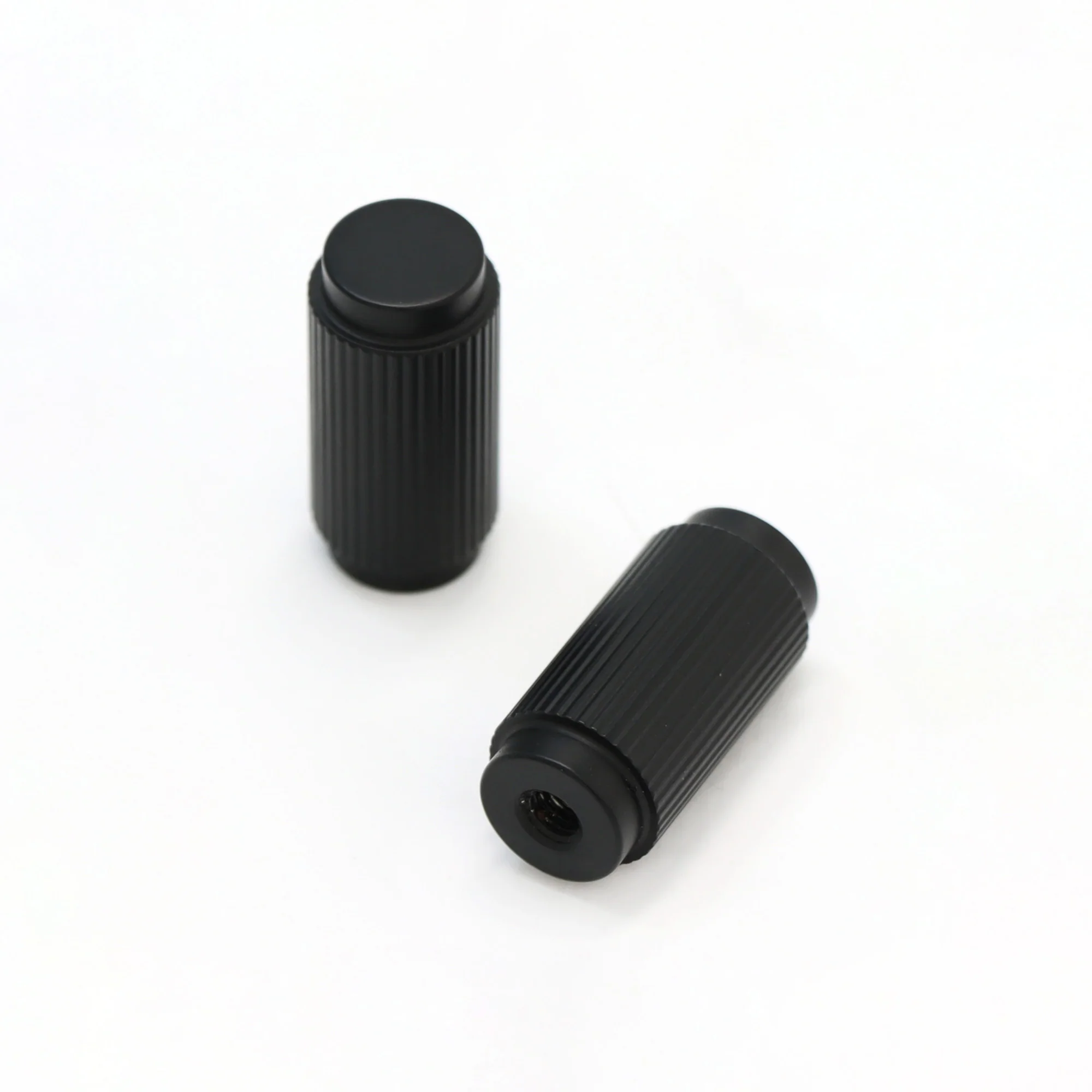 Fluted Small Round Cabinet Door Knob - Matt Black (123453) - Image 2