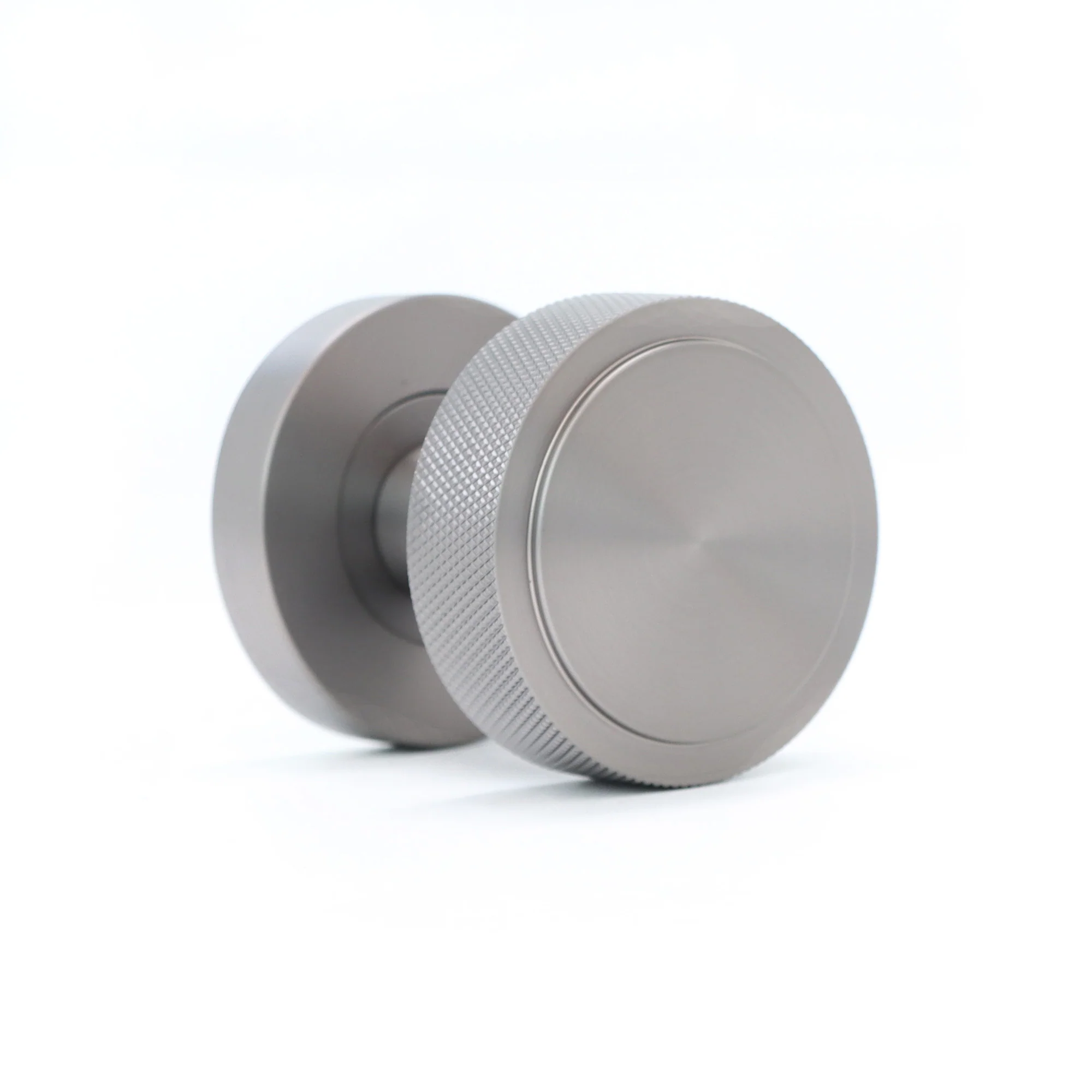 Knurled Round Rose Door Knob Set - Gun Metal (123400) - Image 2