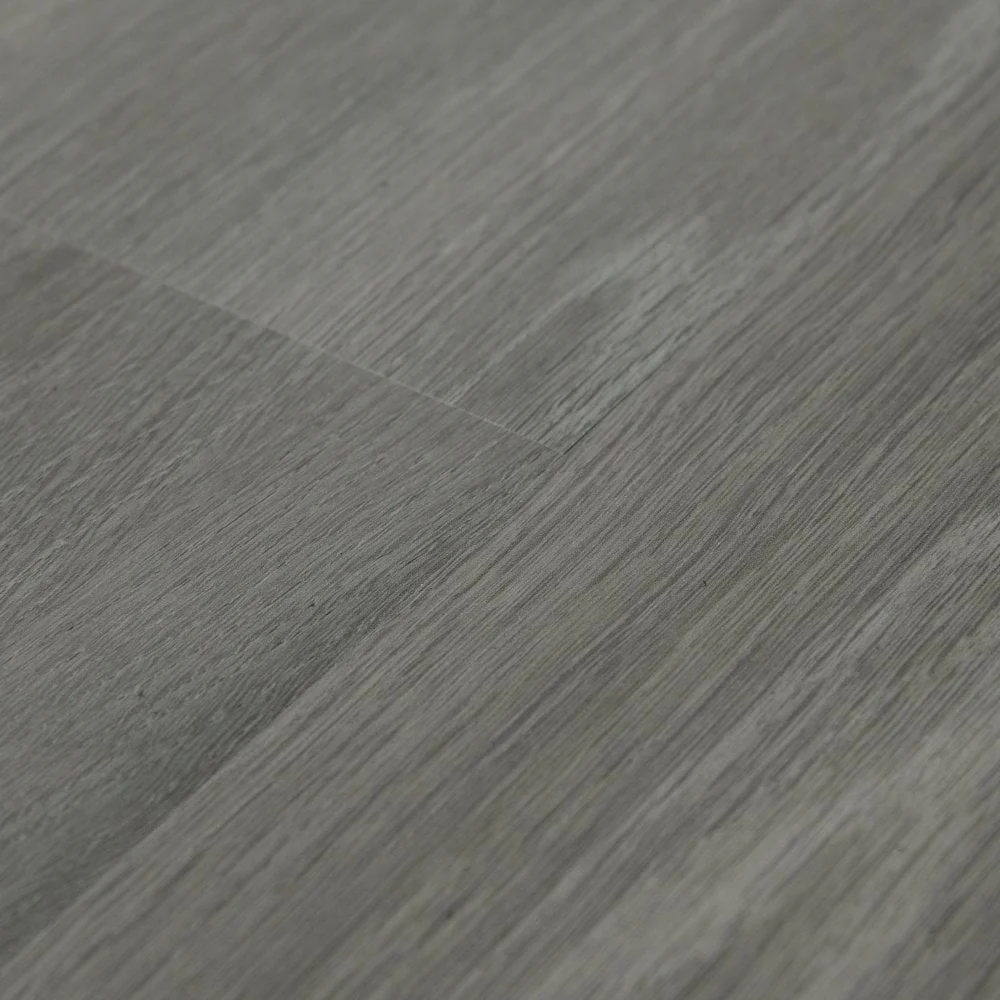 Silver Grey Oak - Glamour 12mm High Gloss Laminate Flooring (122132) - Image 4