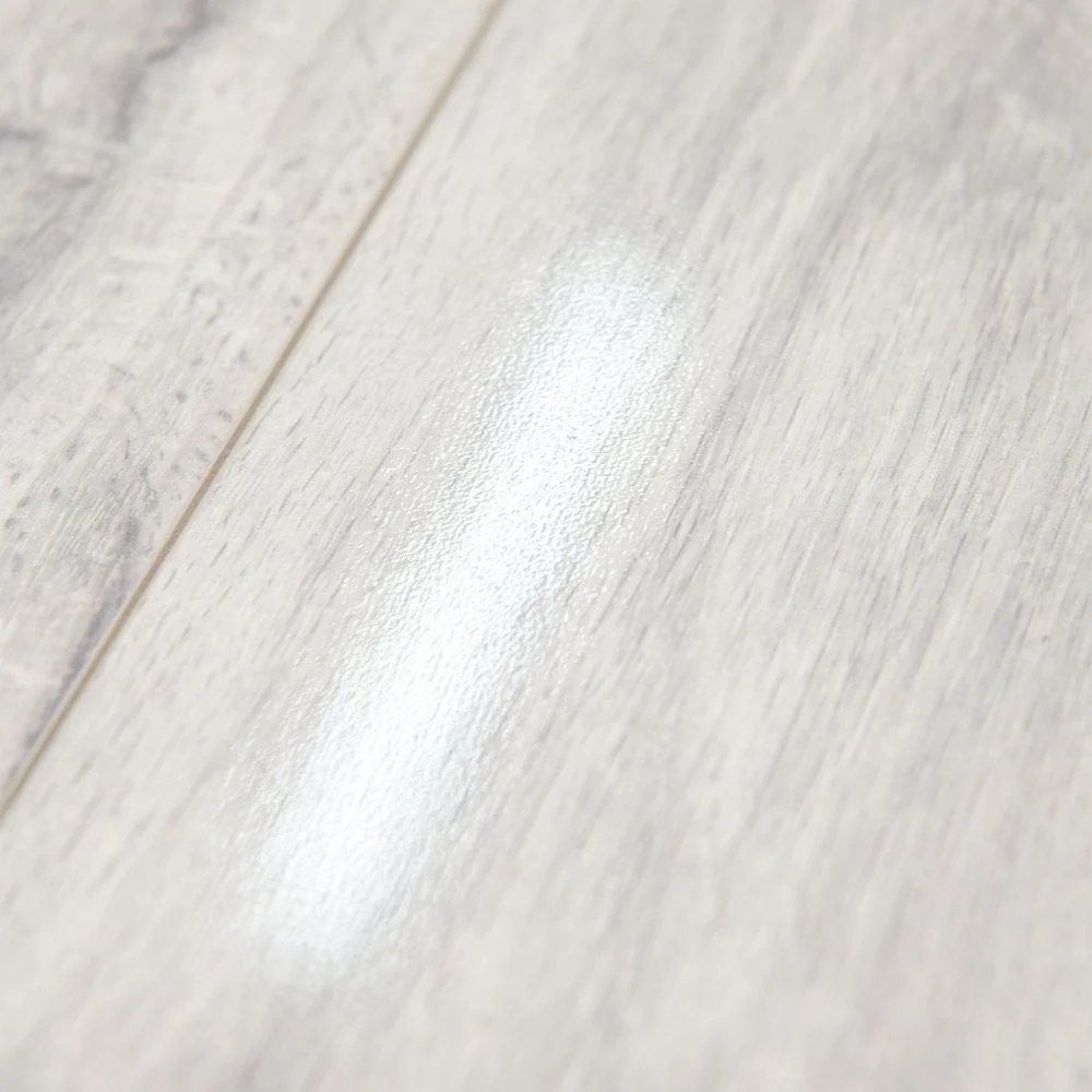 Glacier Oak - Lustre 8mm High Gloss Laminate Flooring - Image 6